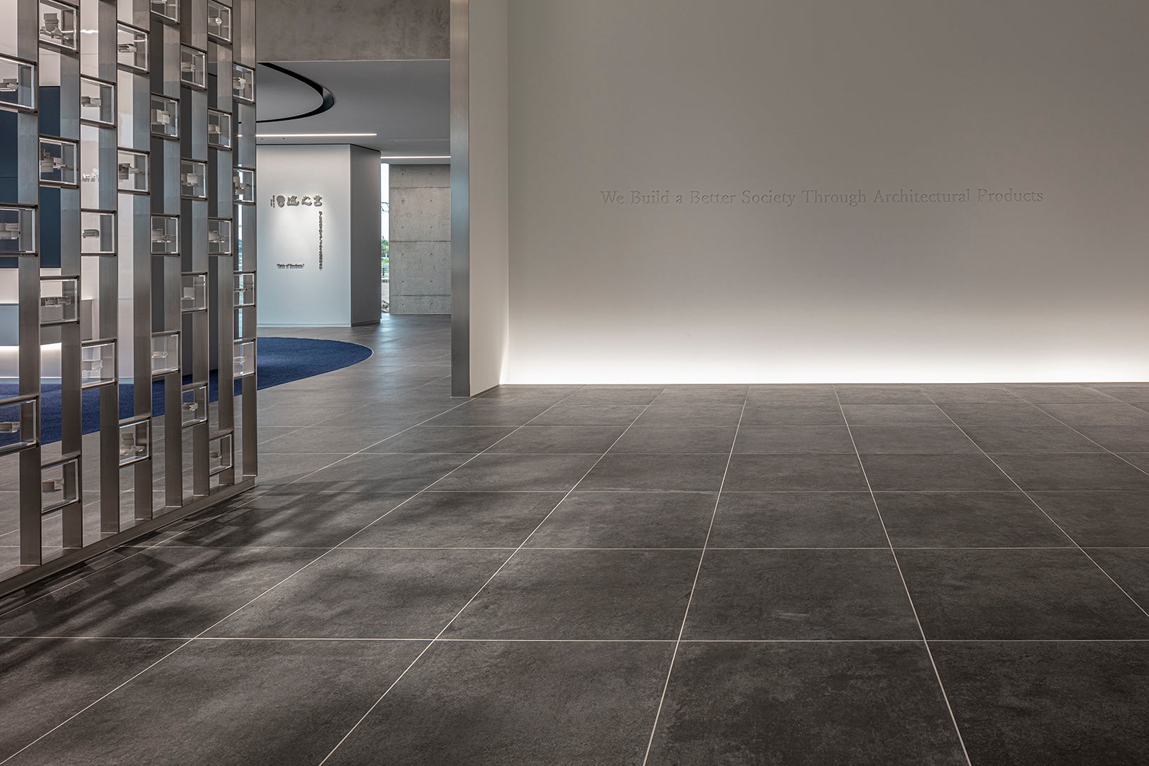 YKK AP30大厦哲学大厅“ENZA”